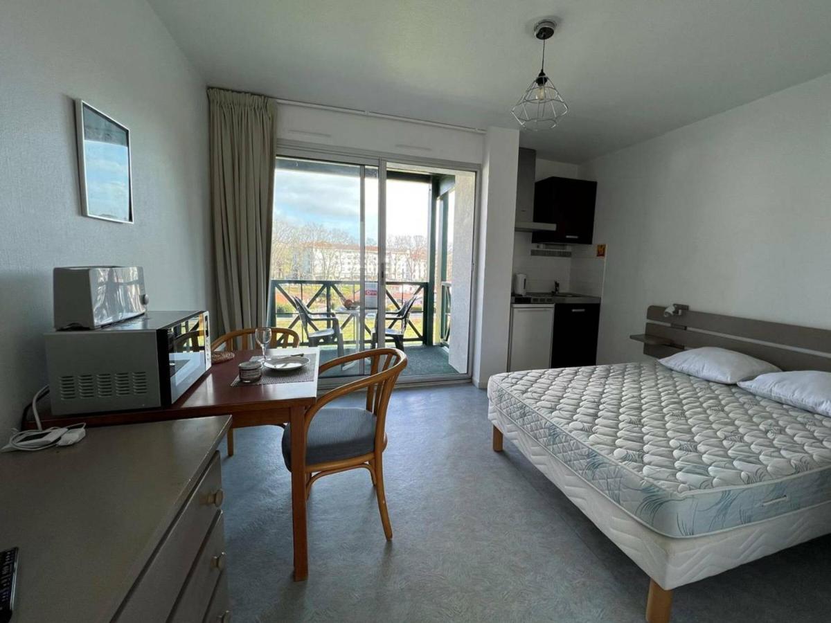 Studio Lilas A Cambo-Les-Bains : Terrasse, Parking, Proche Thermes, Internet, Animaux Acceptes - Fr-1-495-96 Ngoại thất bức ảnh