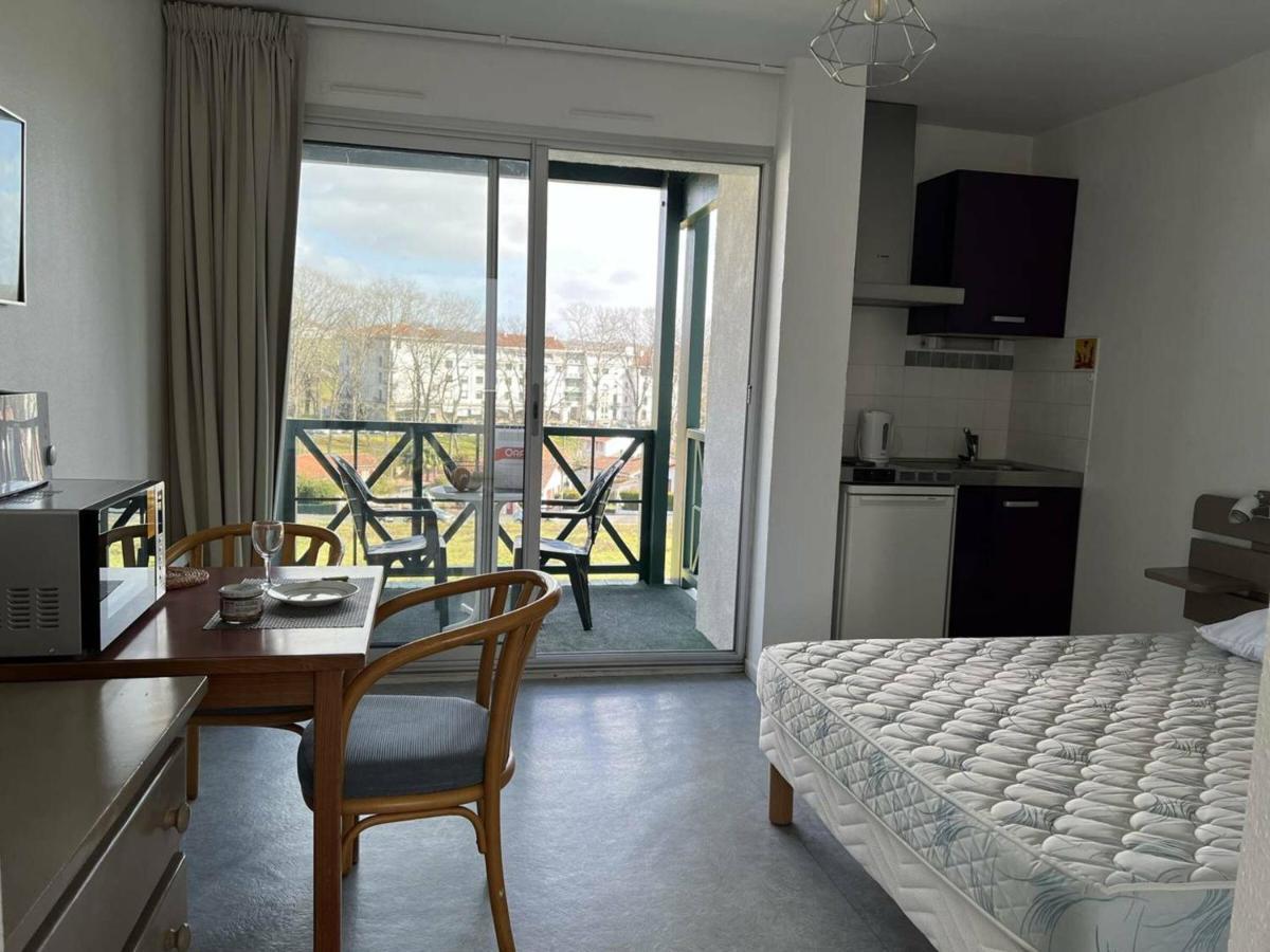 Studio Lilas A Cambo-Les-Bains : Terrasse, Parking, Proche Thermes, Internet, Animaux Acceptes - Fr-1-495-96 Ngoại thất bức ảnh